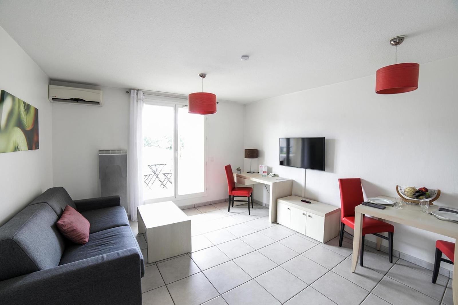 Appart'City Classic Bordeaux Aeroport St Jean D'Illac Saint-Jean-d'Illac Buitenkant foto
